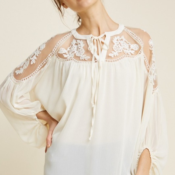 044 Bohemian Oversized Embroidered Floral peasant Lace Top - Picture 5 of 5